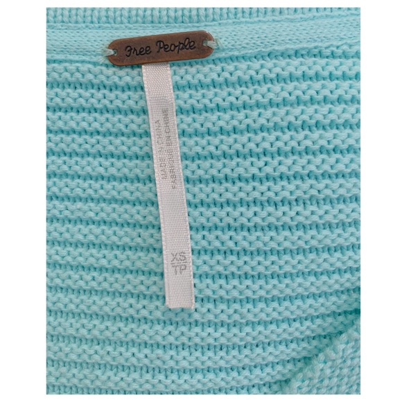 Free People Oversized Light Blue Sweater Size XS - Picture 8 of 9